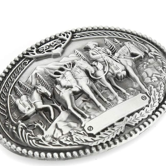 New Cowboy and pack horses horseback belt buckle - Picture 3 of 3